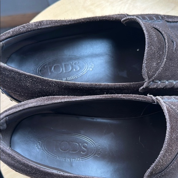 Tod’s Men's Brown Suede Loafers - Picture 2 of 5